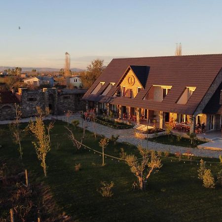 Hotel Lahuta E Vjeter Agroturizem Lac Zewnętrze zdjęcie