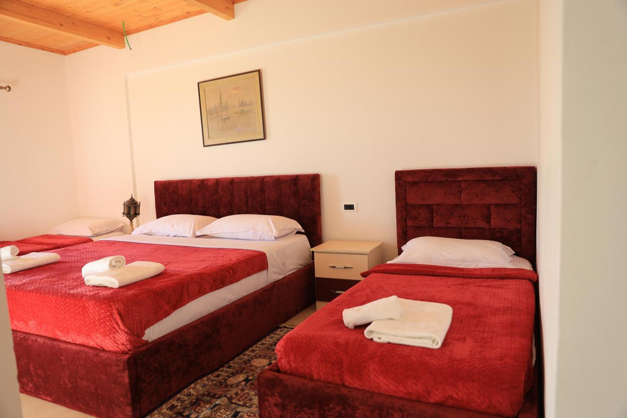 Hotel Lahuta E Vjeter Agroturizem Lac Zewnętrze zdjęcie