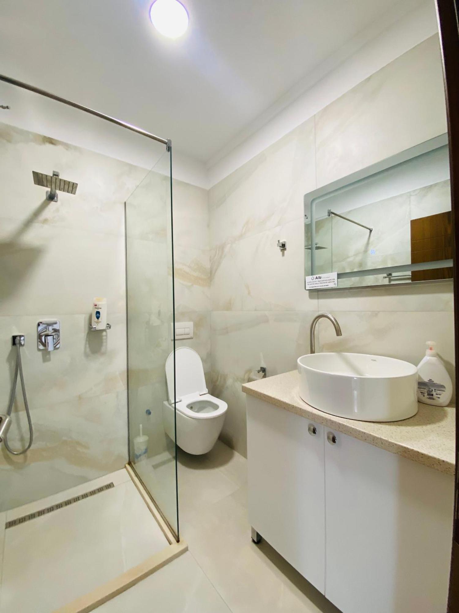 Hotel Lahuta E Vjeter Agroturizem Lac Zewnętrze zdjęcie