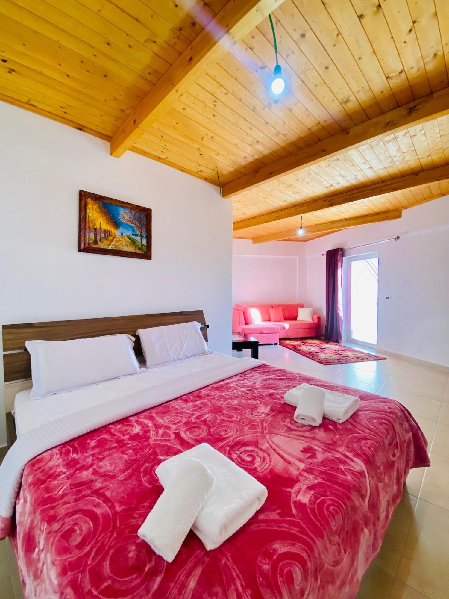 Hotel Lahuta E Vjeter Agroturizem Lac Zewnętrze zdjęcie
